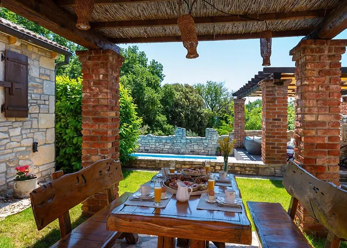 Villa Gora